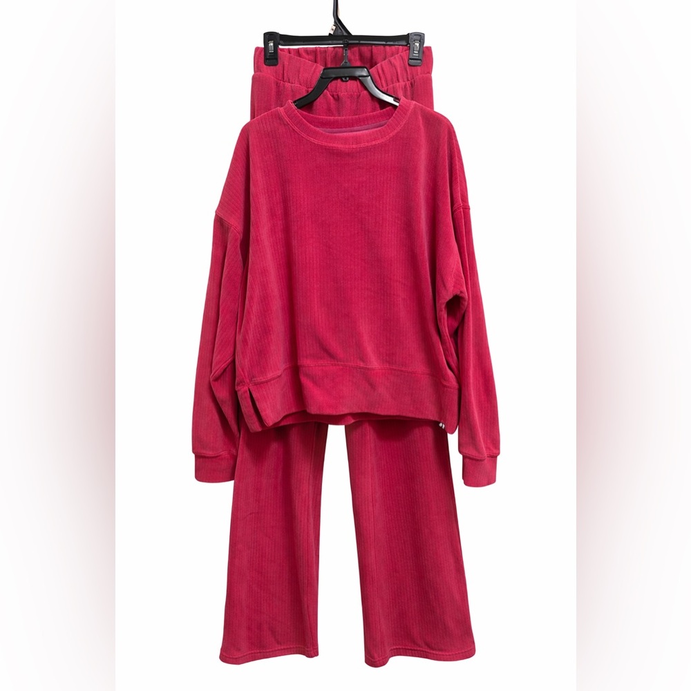 Jessica Simpson Vibrant Pink Lounge Set